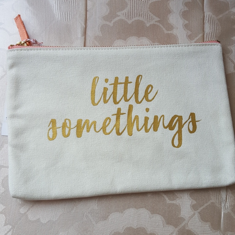 Cosmetic bag